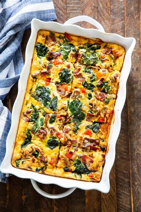 eggs with hash brown crust