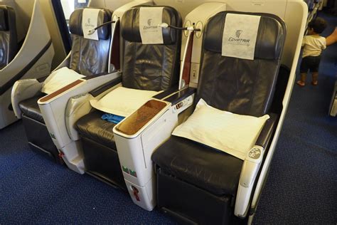 egyptair boeing 777 300 business class seats