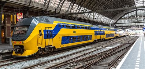 eindhoven to amsterdam train
