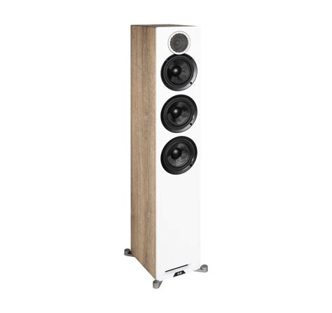 Elac