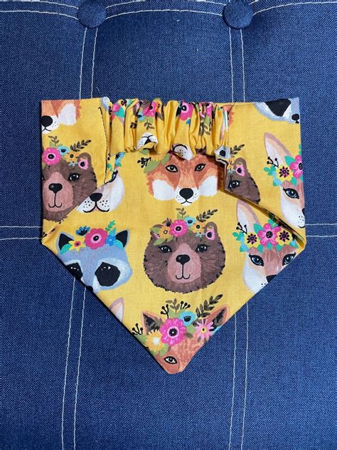 Elastic Dog Bandana Tutorial