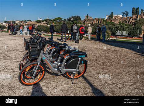 electric bikes Rome