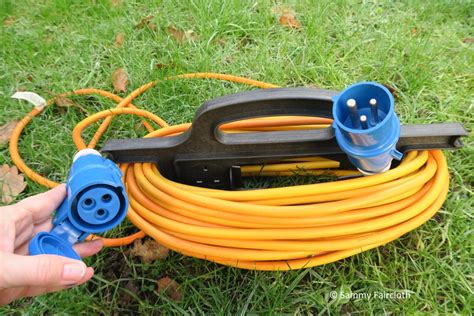 Electric Camping Cable Hook Up