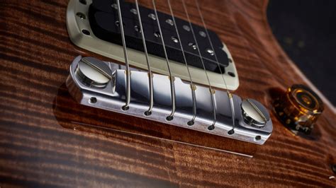 Electric Guitar Bridge Slots