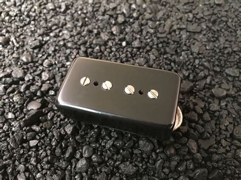 electric pickup for mandolin