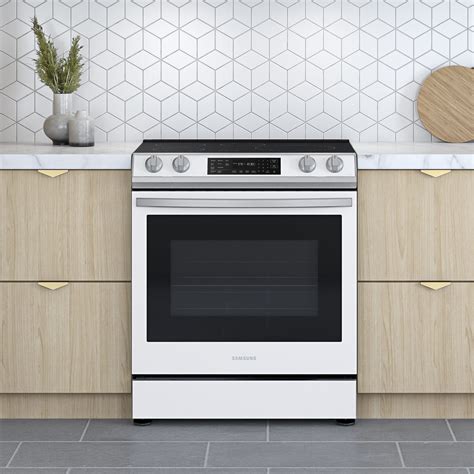 Electric Range Slide In White