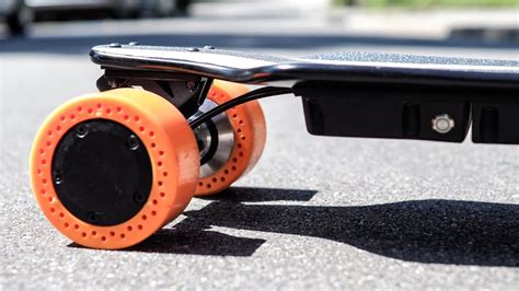electric skateboard with big wheel