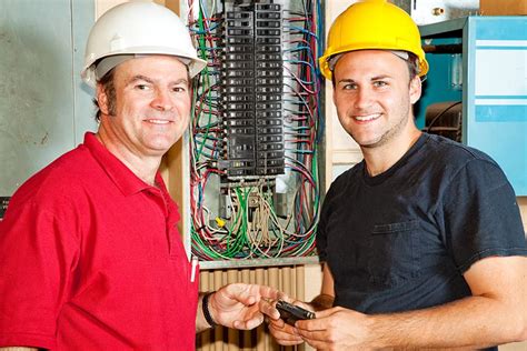 electrician school that pays you