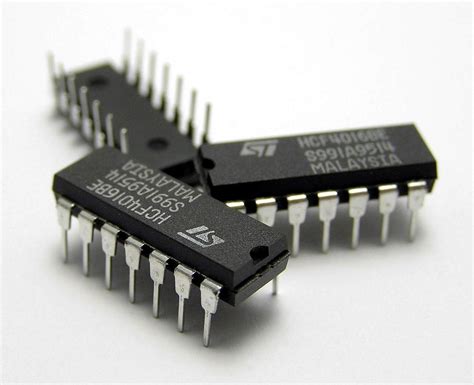 electronic component integrated circuit