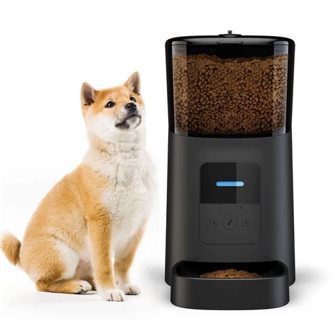 Electronic Pet Feeders