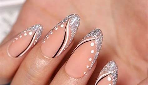 45 Elegant and Chic Almond Acrylic Nails for Summer Nails Designs 2021