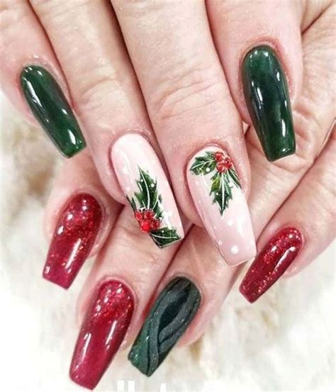 tiny mistletoe christmas acrylic nails holiday