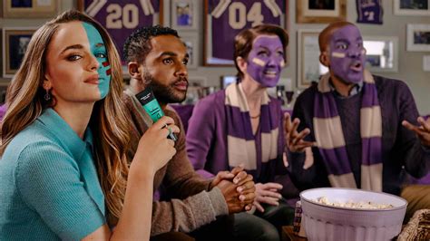 Elf Primer Commercial