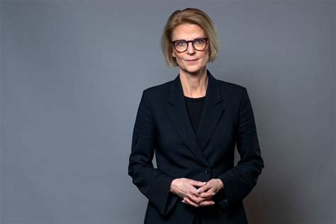 elisabeth svantesson cv