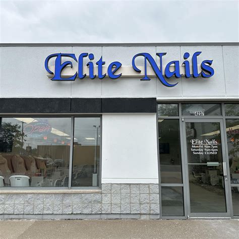elite nails moline
