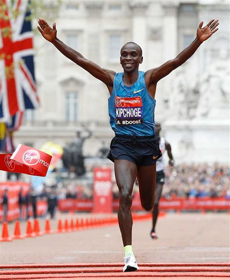 eliud kipchoge taille poids