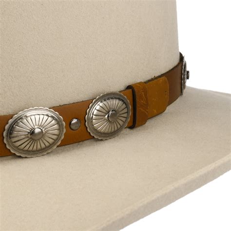 211 High Street, Ellsworth, ME 04605 United States Retail Brevitas