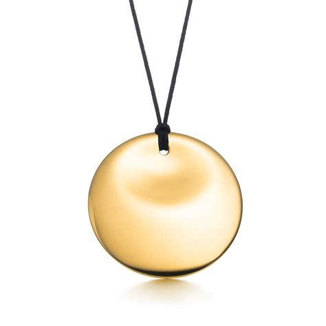 elsa peretti round pendant gold