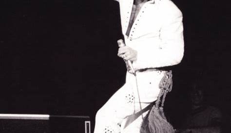 ELVIS ON STAGE IN 1970 Elvis Presley Live, Elvis Presley Concerts