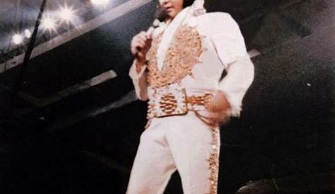 Elvis Presley In 1977 : In memory of elvis presley august 16 1977