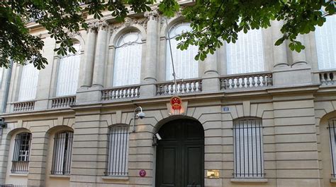 embajada de francia en china