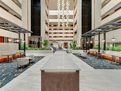 embassy suites hotel okc