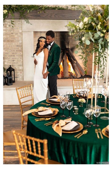 Picture Of Trendy Emerald Green Wedding Ideas