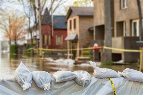 emergency flood cleanup services