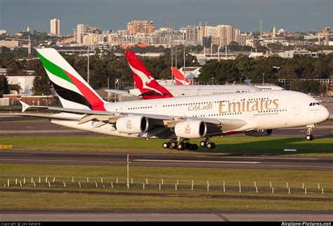 emirates airlines australia website