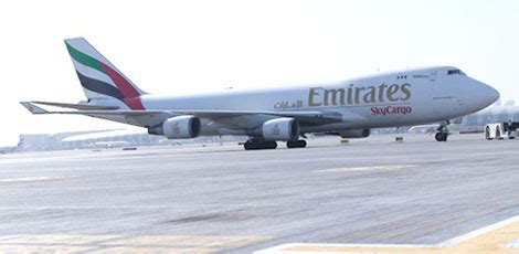 emirates cargo flight tracking