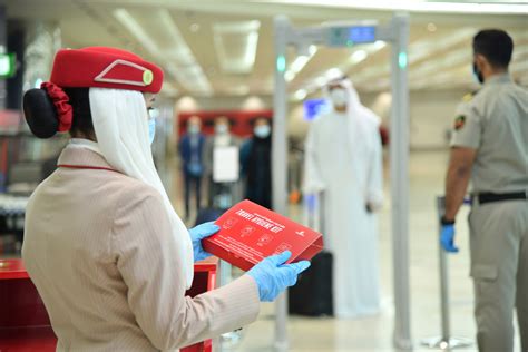 emirates customer service covid