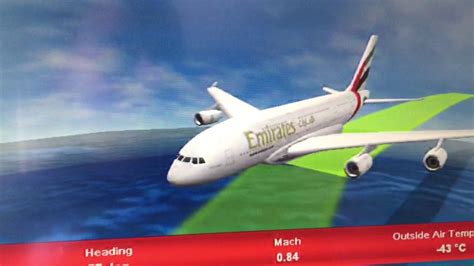 emirates ek204 flight status