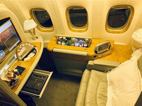 emirates first class boeing 777