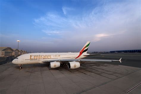 emirates flight to toronto
