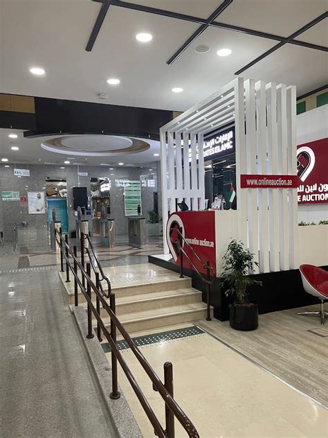 emirates islamic bank dubai hills mall