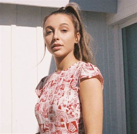 emma chamberlain's diet and exercise routine