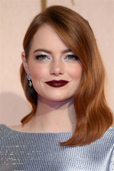 emma stone face shape