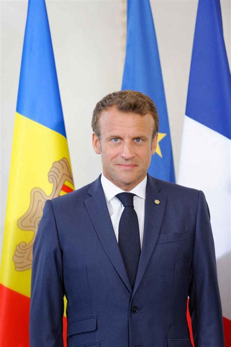 emmanuel macron co prince d'andorre