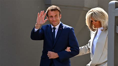 emmanuel macron stepson age