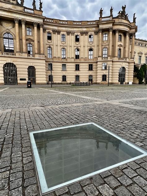 Empty Library Berlin