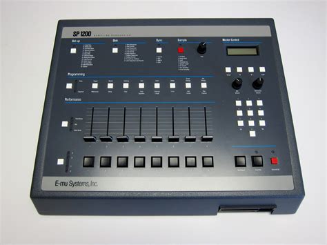 MATRIXSYNTH EMU SP1200 Sampling Drum Machine Black Reissue SN 059402 735