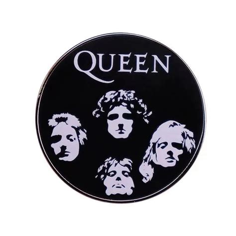 Enamel Pin Queen