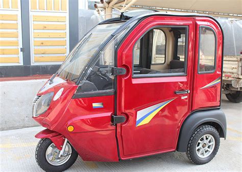 enclosed tricycle for adults