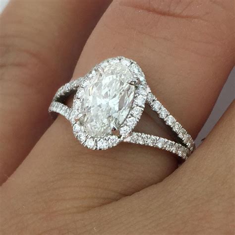engagement rings for plus size fingers