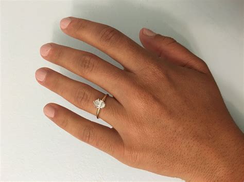 engagement rings that lock on finger