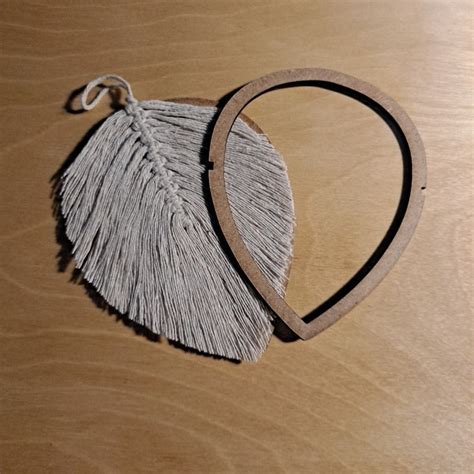 Enmacrame Feather Template