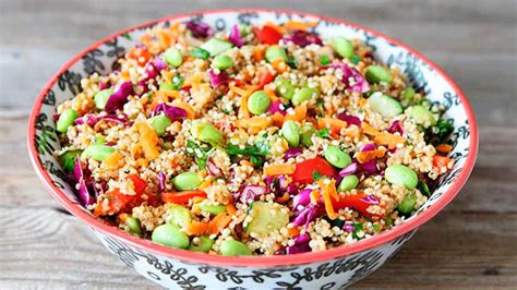 ensalada de quinoa con verduras asadas