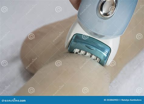 Epilator Slow Motion