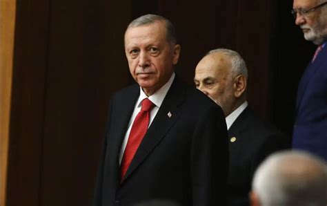 erdogan sworn in as head of executive
