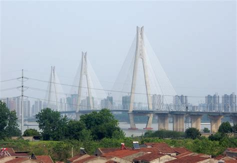 erqi yangtze river bridge